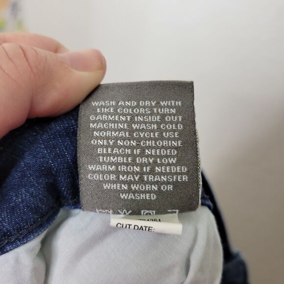 Torrid Size 22R Boyfriend Straight Vintage Stretch Mid-Rise Jeans in Dark Wash - Picture 6 of 11